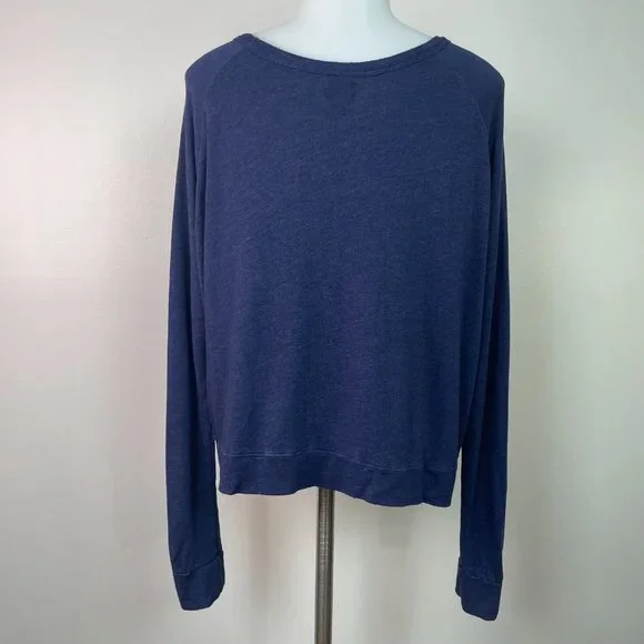 Sundry Top 2 Medium Navy Blue Red Flag Graphic Long Sleeve Shirt Cropped Women's - Picture 7 of 14